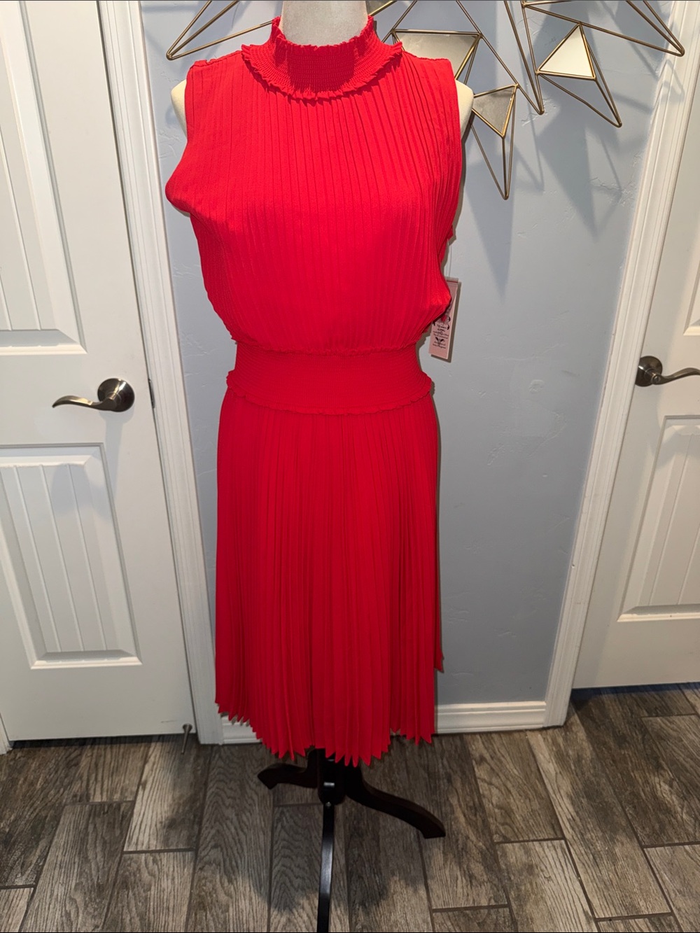 Nanette Lepore Vibrant Red Pleated Sleeveless Dress
